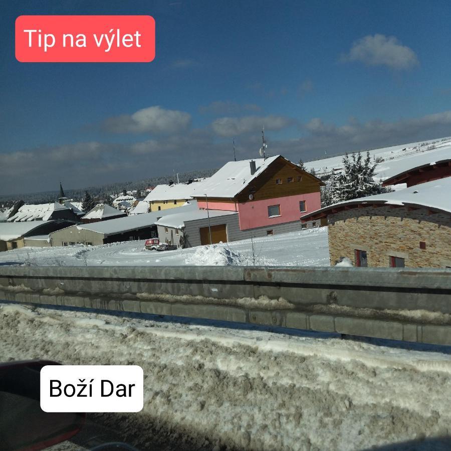 Apartamento Vseborky Dalovice Exterior foto