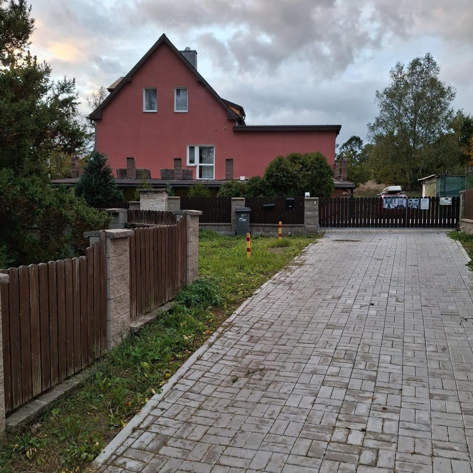 Apartamento Vseborky Dalovice Exterior foto