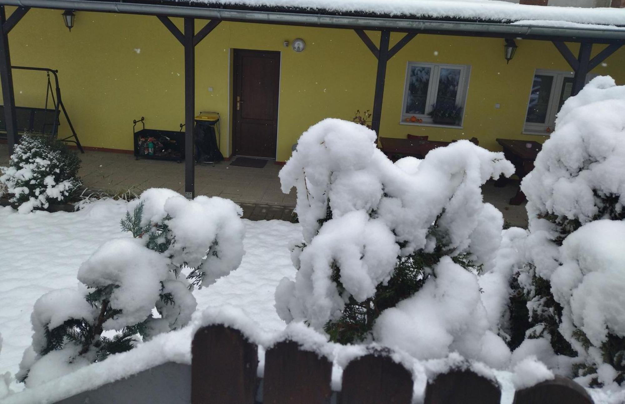 Apartamento Vseborky Dalovice Exterior foto